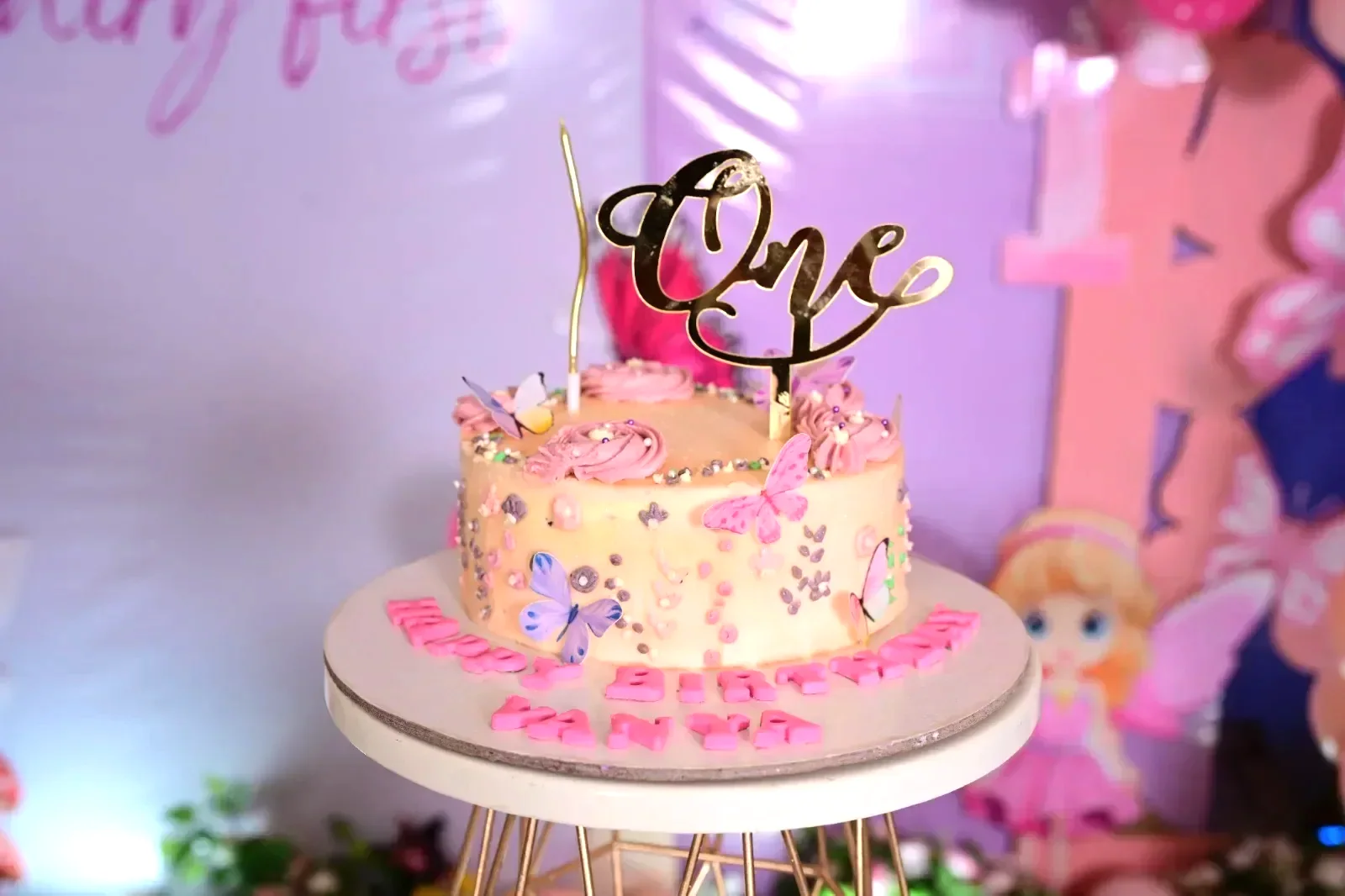 Custom Cakes